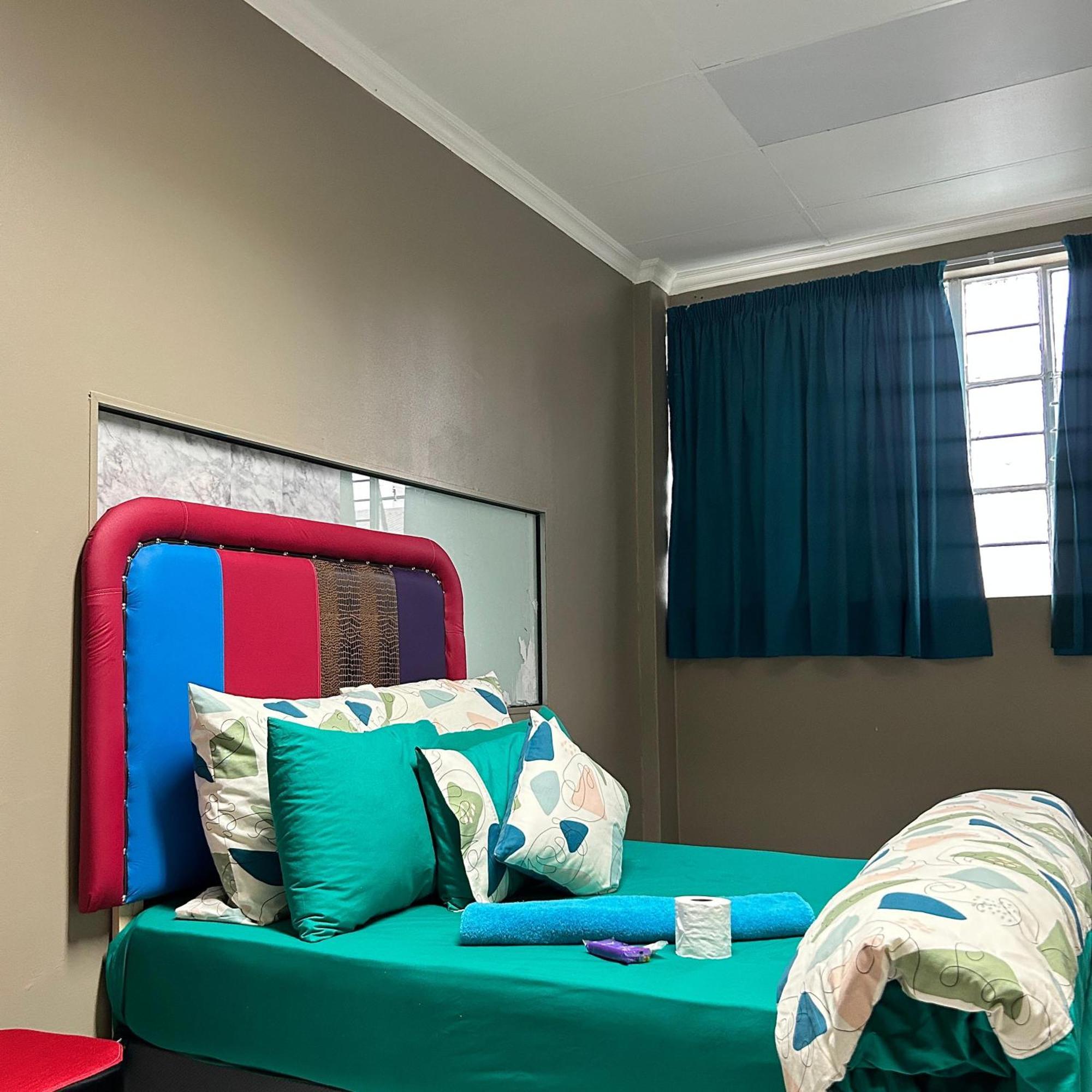 Debethe Executive Capsule hotel