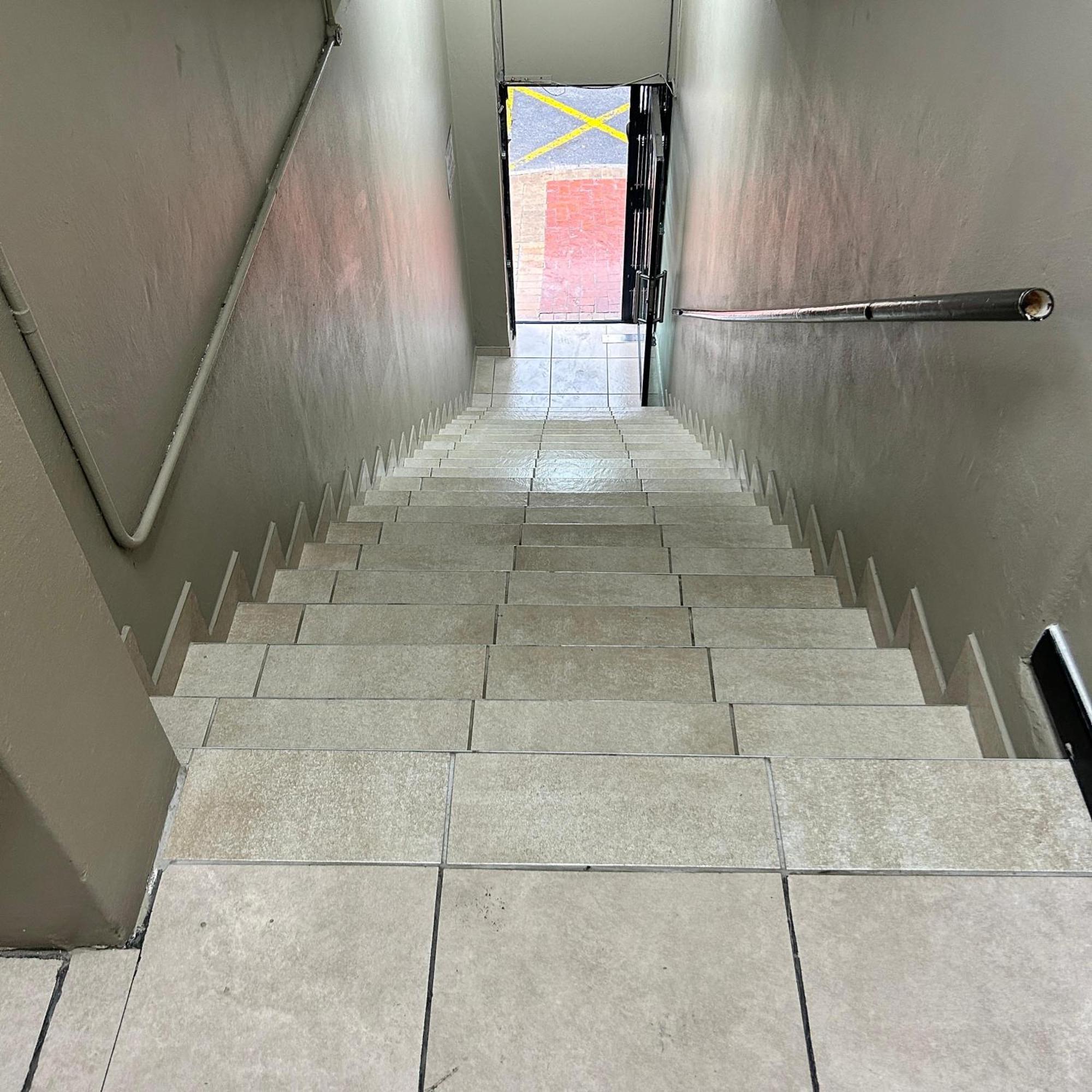 Debethe Executive Capsule hotel
