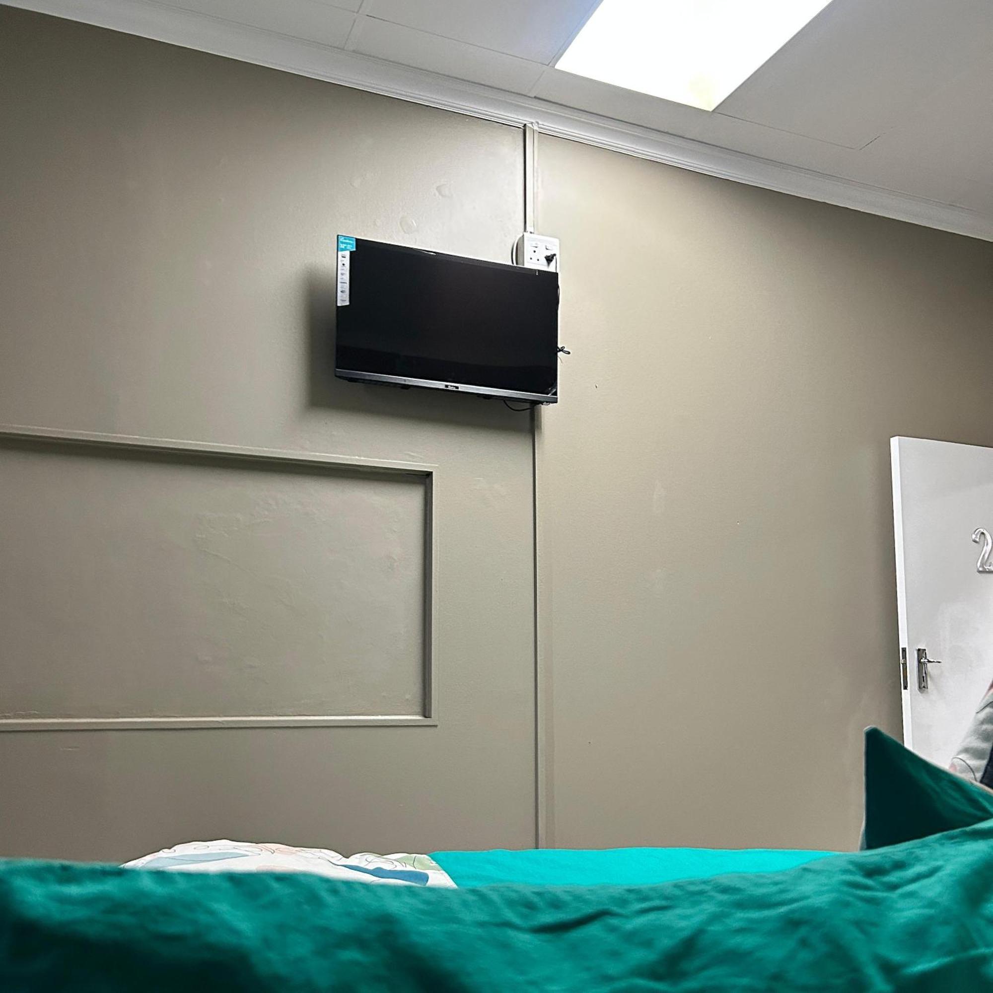 Debethe Executive Capsule hotel